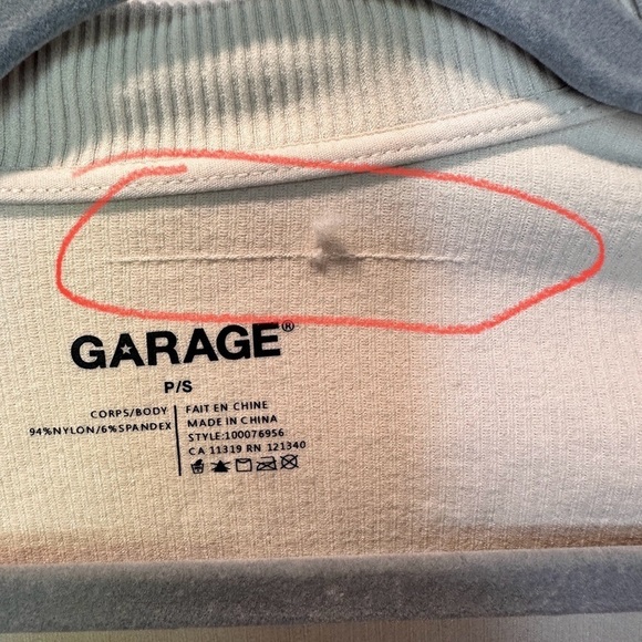 Garage women’s crop top, long sleeve size XS - Picture 7 of 8